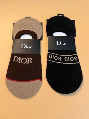 Designer Low-Cut Logo No-Show Socks — Black & Brown 2 pairs small-medium New
